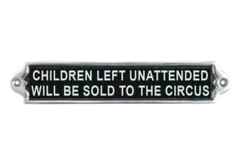 "Children Left" Wall Plaque - Aluminium - L1 x W25 x H6 cm