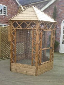 Buttercup Outdoor Bird Cage Hexagonal Victorian Aviary 6' diameter with nestbox