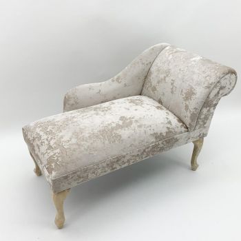 Mini Chaise Longue - Crushed Velvet - L46 x W120 x H57 cm - Cream