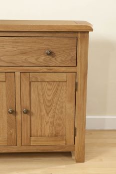 Shrewsbury Compact Sideboard with 1 drawer and 2 doors