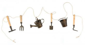 Decorative Handmade Garden Tool Garland - Watering Can with gift box