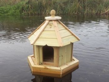 Small Hexagonal Floating Duck House, Waterfowl Nesting Box for Pond or Lake - Pressure Treated Timber, Fully Assembled