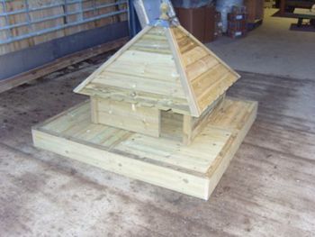 Large Square Floating Duck House with Extra Large Float, Waterfowl Nesting Box for Pond or Lake