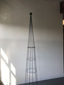 Hampton 8Ft Obelisk (Split) - Garden Plant Border Support - Solid Steel - L41 x W41 x H243.8 cm - Black