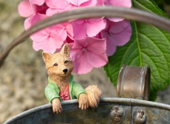 Beatrix Potter Mr. Tod Plant Pot Hanger