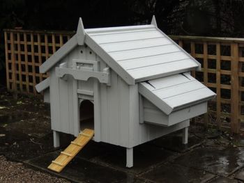 Cottage Chicken House 2 Nest Boxes - Painted