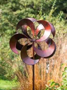 Tatton Wind Sculpture - L61 x W61 x H213 cm - Burnished Gold