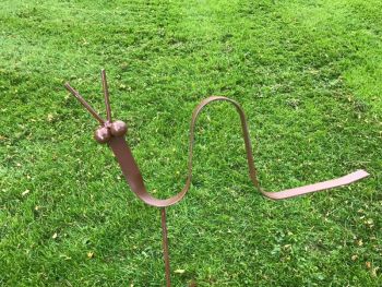 Worm Garden Art - Steel - W53.3 x H53.3 cm - Bare Metal/Ready to Rust