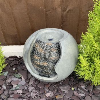 Pebble Urn Main Powered - Garden Water Feature. Outdoor Garden Ornament