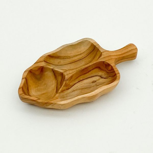 Root Acorn Bowl - L13 x W25 x H5 cm - Teak