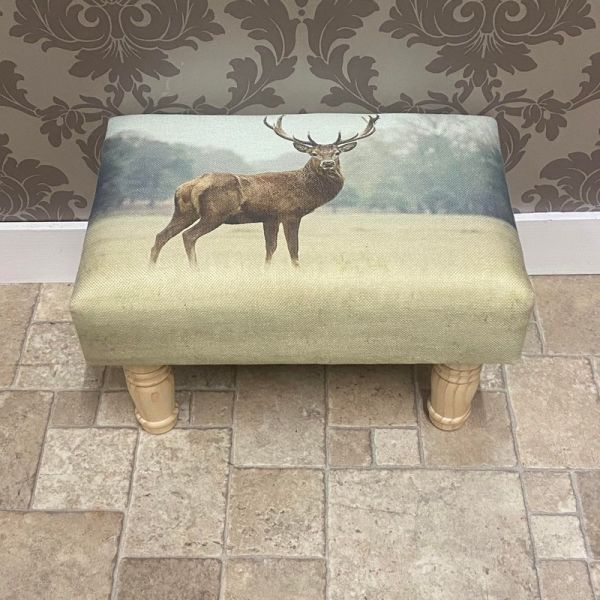 Stag Footstool - L25 x W45 x H28 cm
