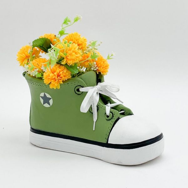 Trainer Planter - L16 x W34 x H17 cm - Green