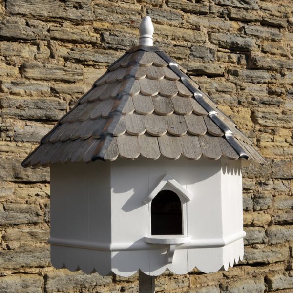 Stratford Dovecote Bird House - Hexagonal one tier Nest Box Framlingham Traditional English Pole Mounted Birdhouse for Doves or 