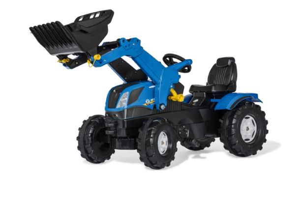 New Holland T7 Tractor With Frontloader - L142 x W53 x H81 cm