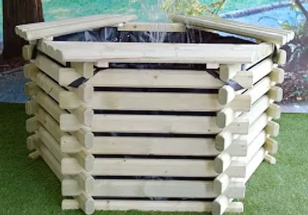 75 Gallon Pond with Pump - W122 x H62 cm