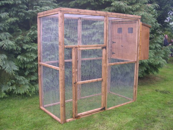 Buttercup Standard Outdoor Bird Aviary or Pet Cage 6' x 3' x 6' with nestbox