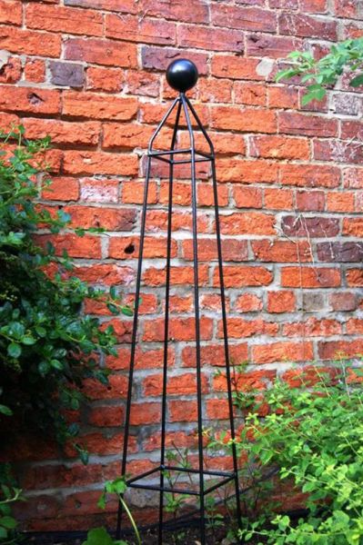 Cleo 4Ft Obelisk Bare Metal/Ready to Rust - Steel - L22 x W22 x H121.9 cm