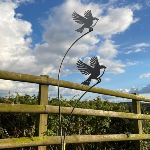 Flying Birds Garden Art - Bare Metal/Ready to Rust - W37 x H133 cm