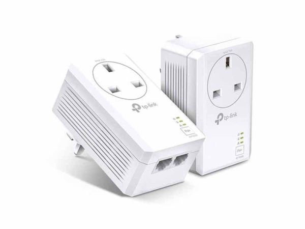 TP Link Powerline adapter with Pass through power AV1000 Gigabit LAN