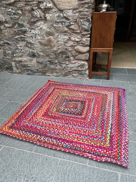SUNDAR Square Multicolour Braided Rug from Ethical Source (SUNDAR150X150)