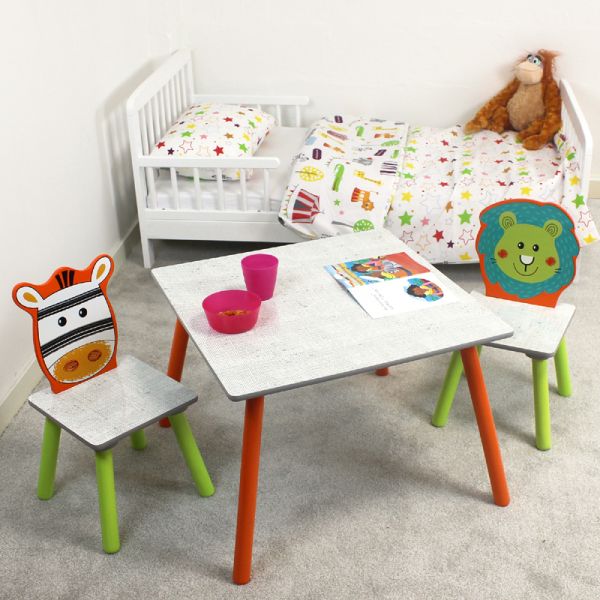 Safari table best sale and chair set