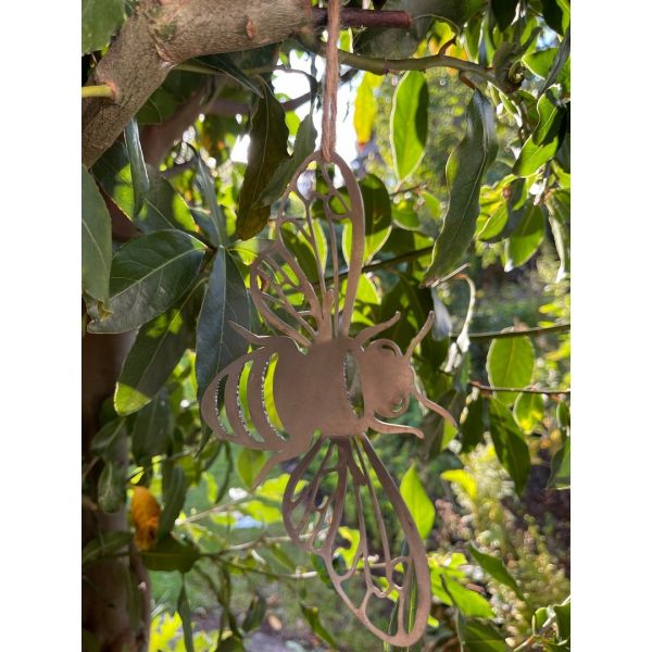 Hanging Folded Wings Bee Garden Art - Bare Metal/Ready to Rust - W15 x H10 cm